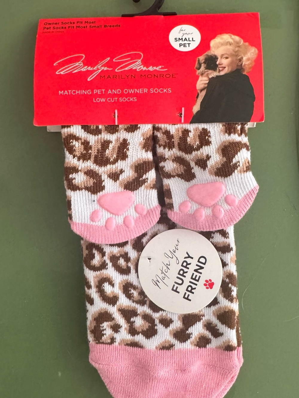 Marilyn Monroe Kids Leopard Paw Mittens in Pink and Brown